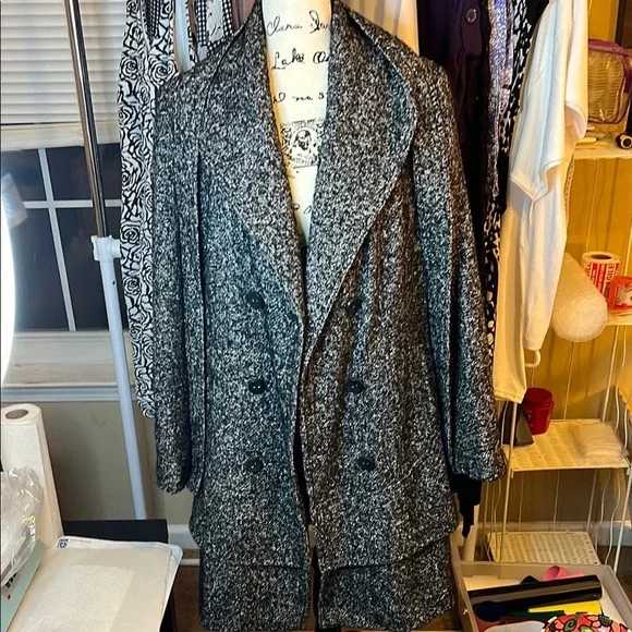 Calvin Klein Gray Wool Blend Double-Breasted Coat- NWOT - Picture 2 of 9